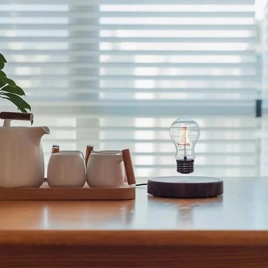 MAGIC LEVITATING BULB - WOOD BASE